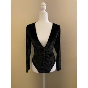 VS Crushed Velvet Plunge Bodysuit in Black